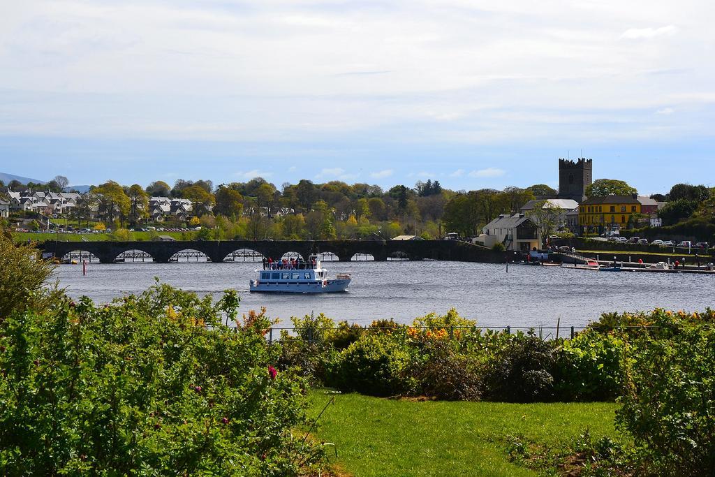 The Lakeside Hotel & Leisure Centre Killaloe Zewnętrze zdjęcie